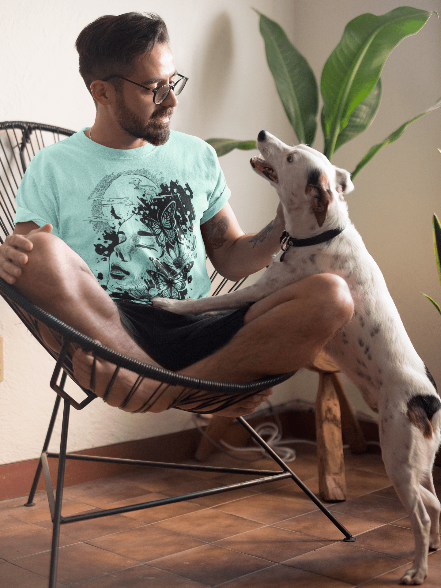 Luna - Unisex t-shirt - Alves Art Studio